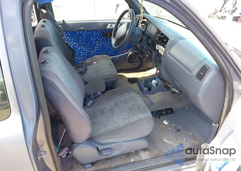 1998 Toyota Tacoma Base V6 from USA, damaged, VIN 4TAVN52N1WZ093754